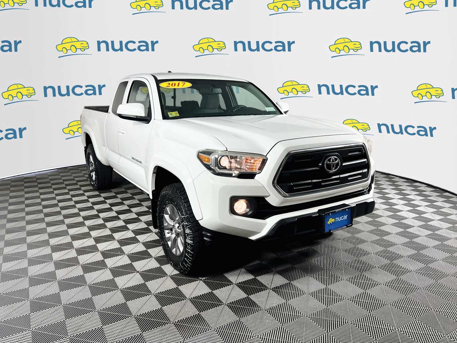 2017 Toyota Tacoma SR5