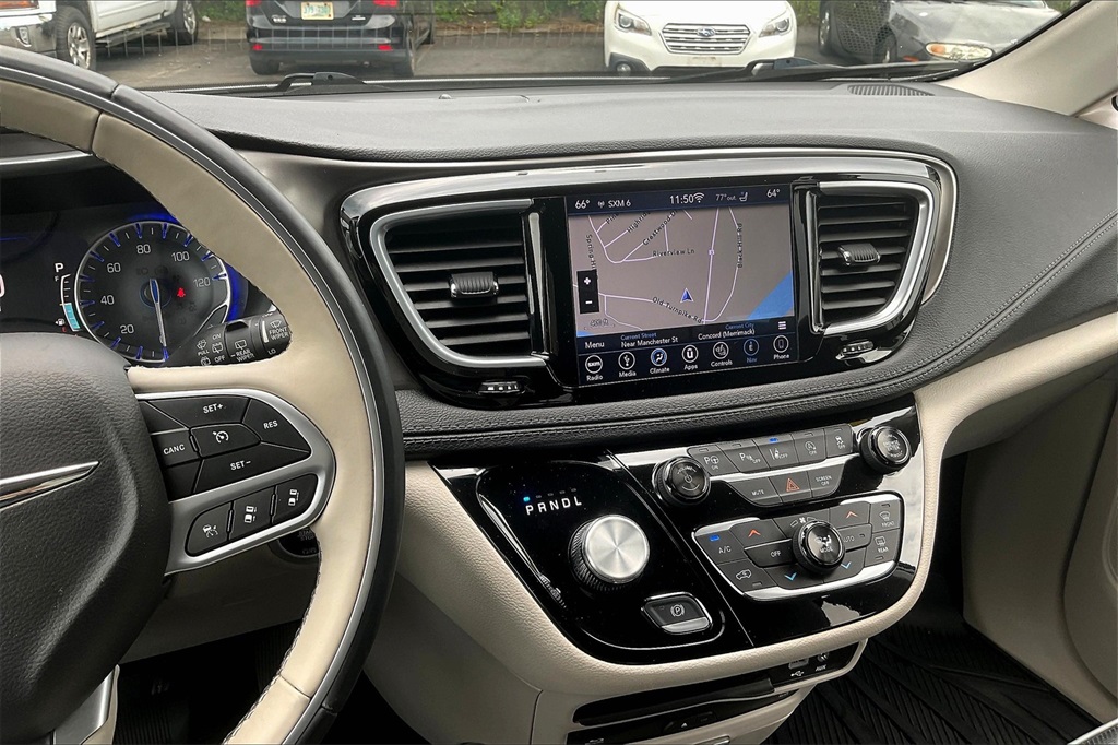 2018 Chrysler Pacifica Limited - Photo 19