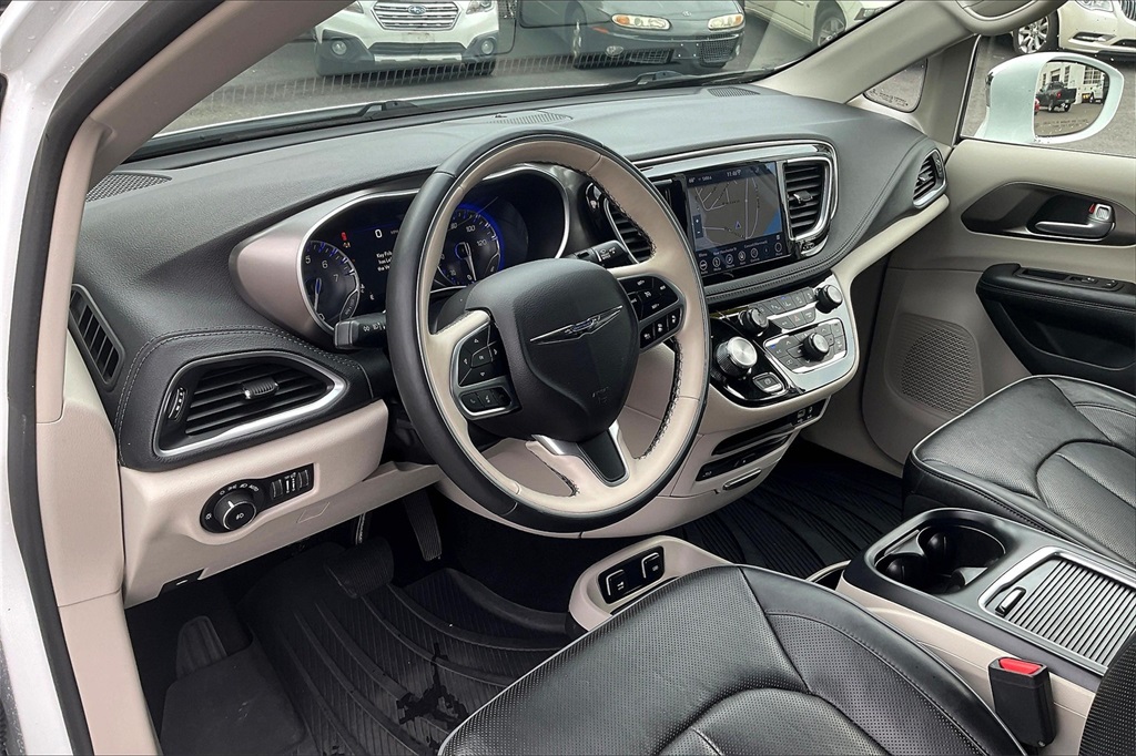 2018 Chrysler Pacifica Limited - Photo 8