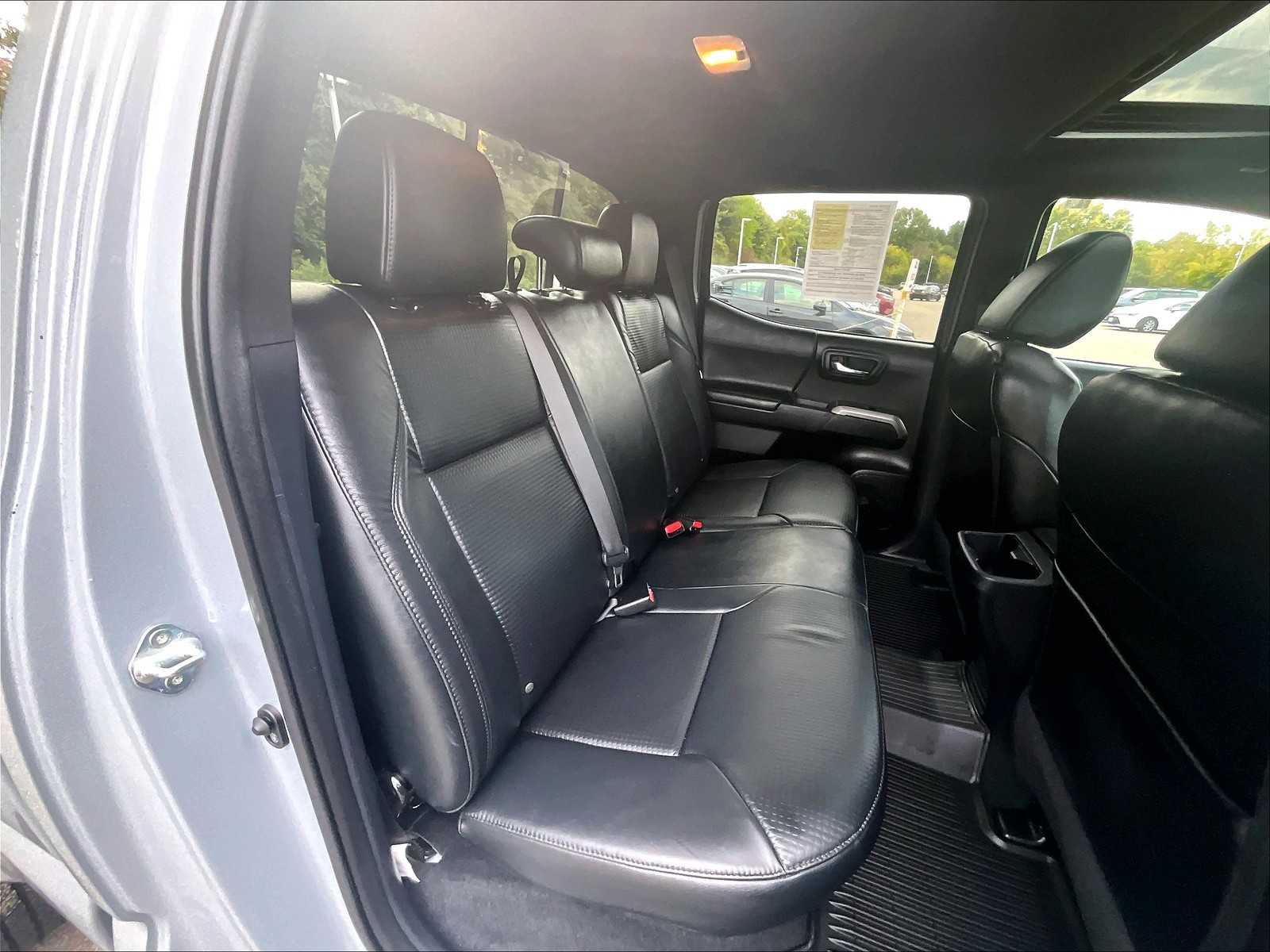 2021 Toyota Tacoma Limited - Photo 16