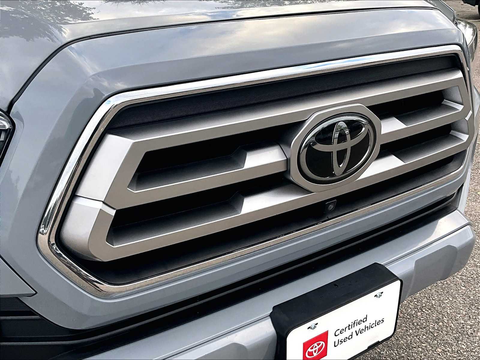 2021 Toyota Tacoma Limited - Photo 32