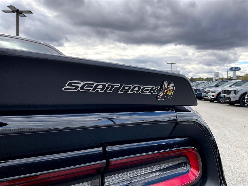 2023 Dodge Challenger R/T Scat Pack Widebody - Photo 26