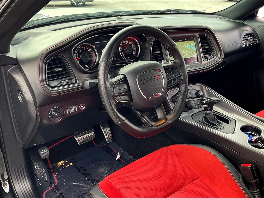 2023 Dodge Challenger R/T Scat Pack Widebody - Photo 8