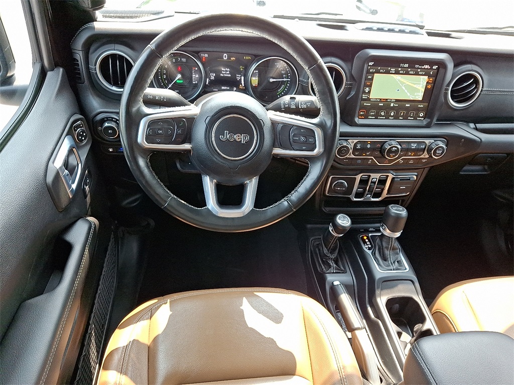 2022 Jeep Wrangler Unlimited Sahara 4xe - Photo 11