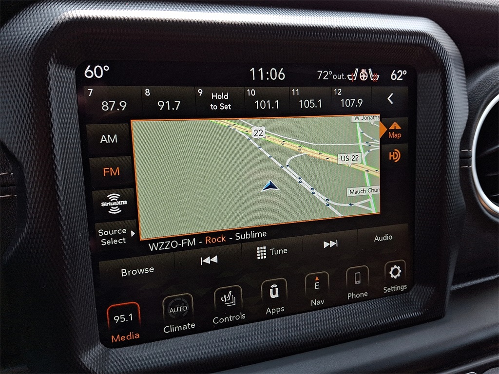 2022 Jeep Wrangler Unlimited Sahara 4xe - Photo 16