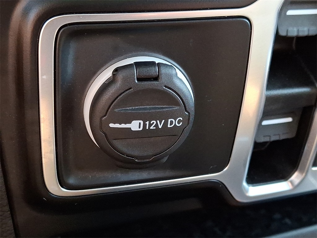 2022 Jeep Wrangler Unlimited Sahara 4xe - Photo 25
