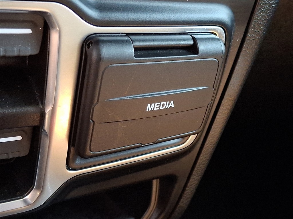 2022 Jeep Wrangler Unlimited Sahara 4xe - Photo 26