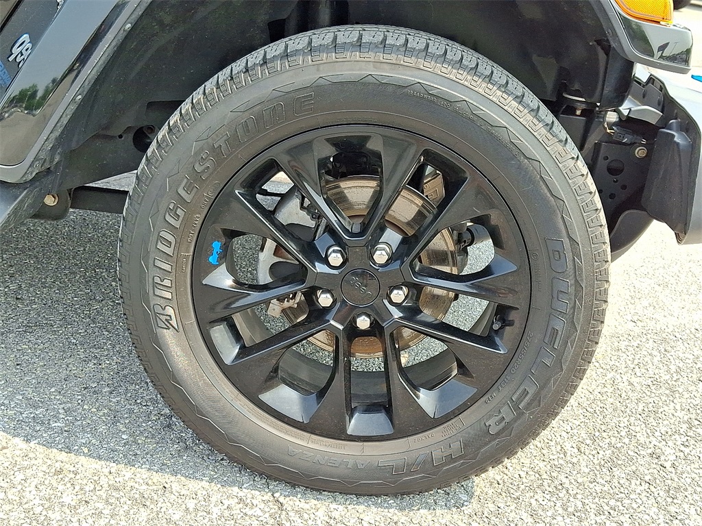 2022 Jeep Wrangler Unlimited Sahara 4xe - Photo 8