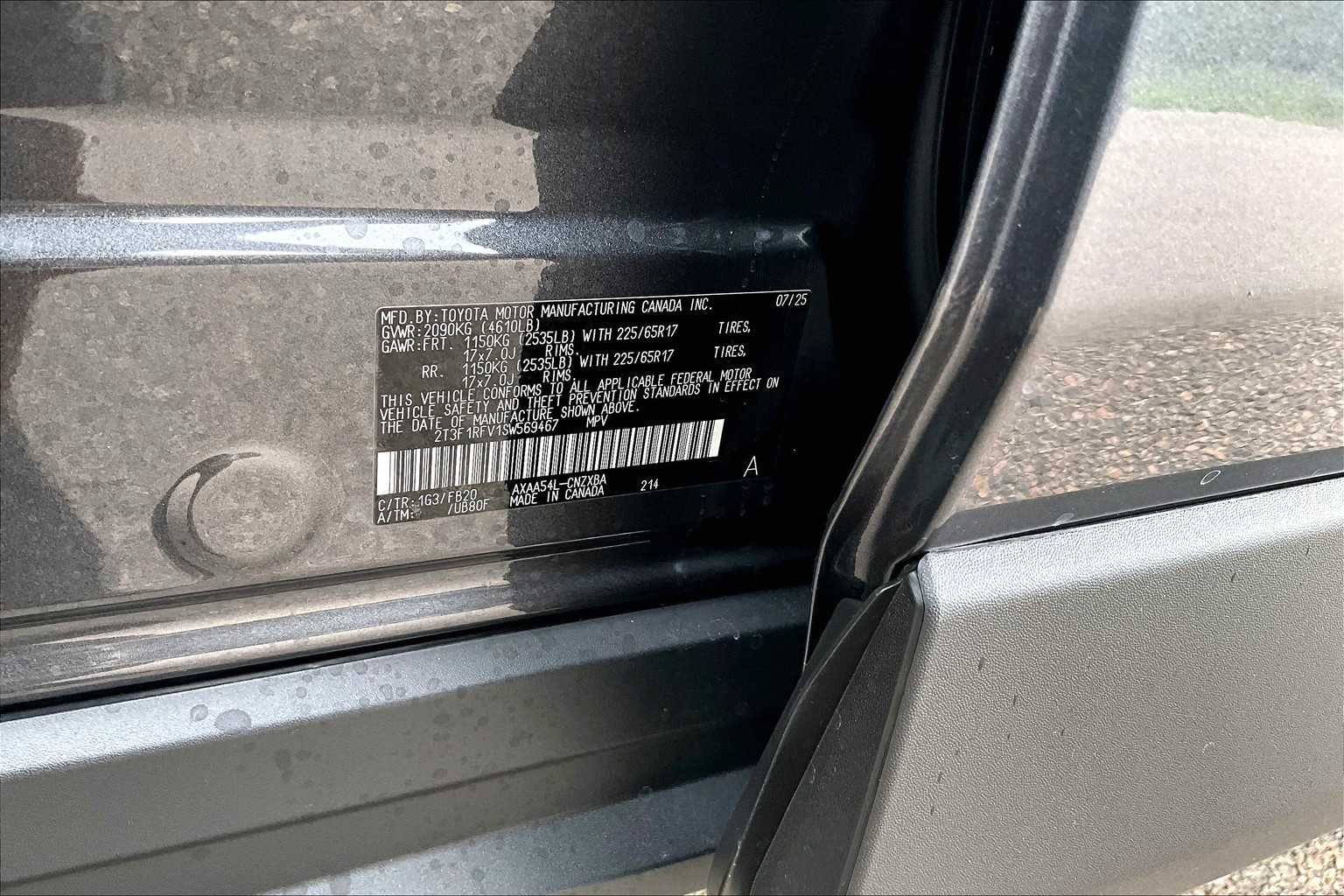2025 Toyota RAV4 LE - Photo 17