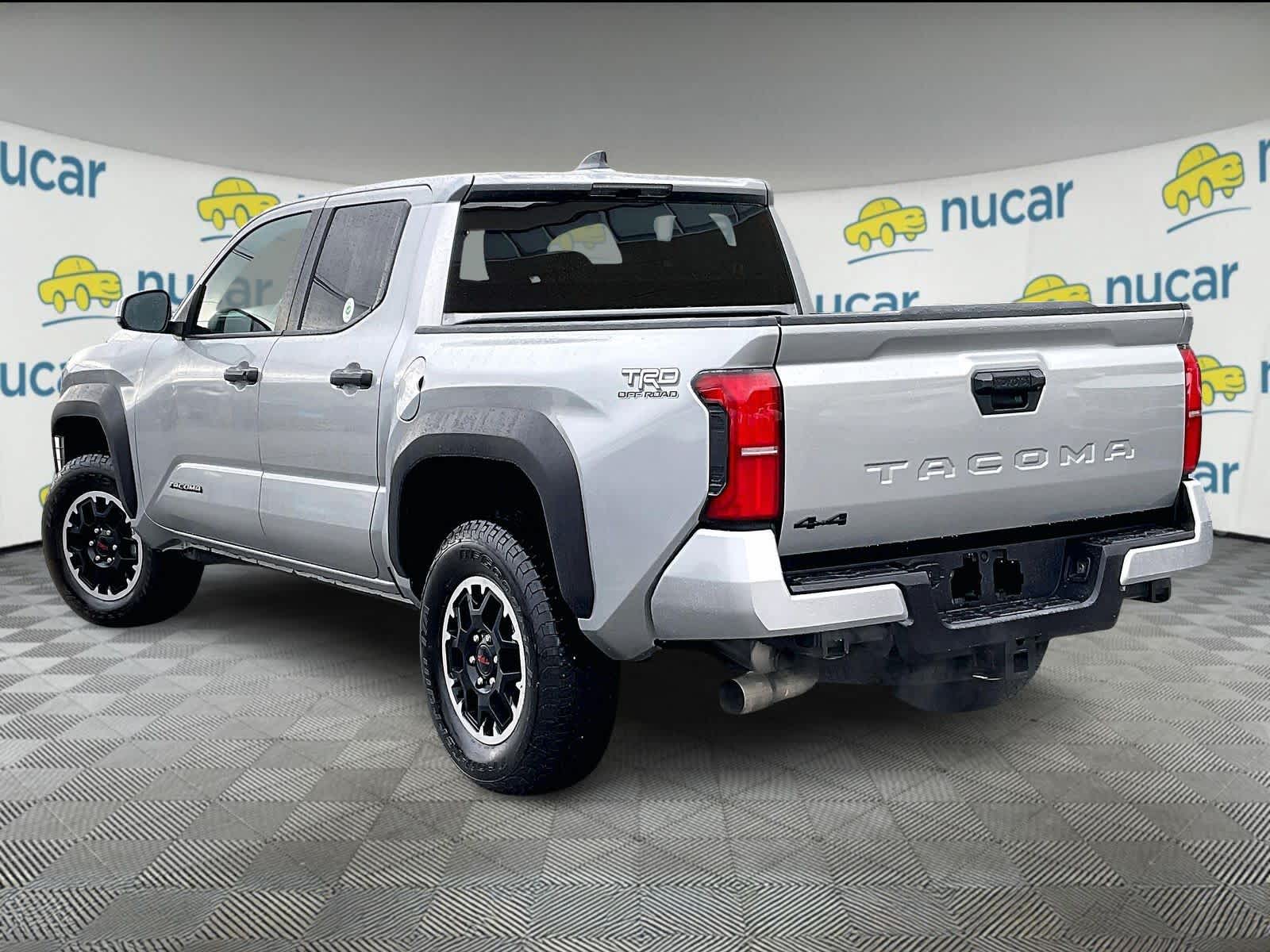 2025 Toyota Tacoma TRD Off Road - Photo 4