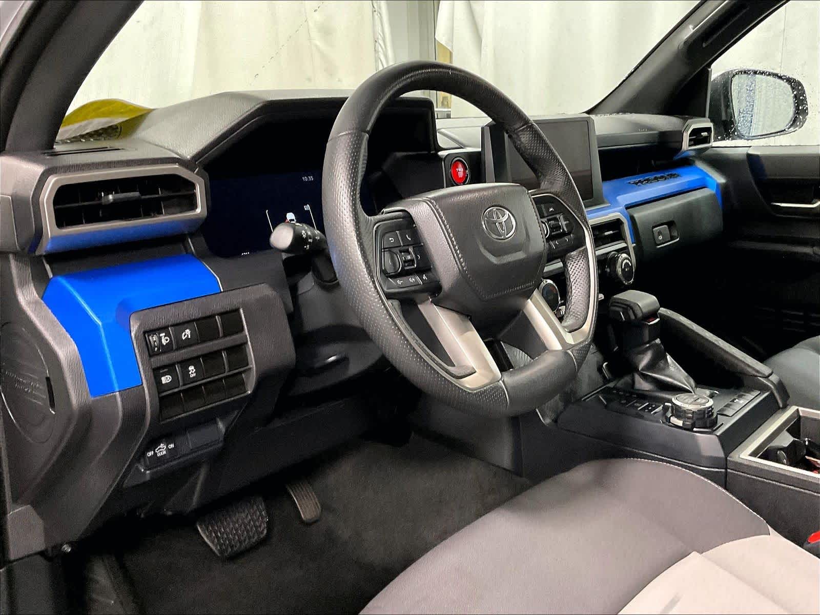 2025 Toyota Tacoma TRD Off Road - Photo 8