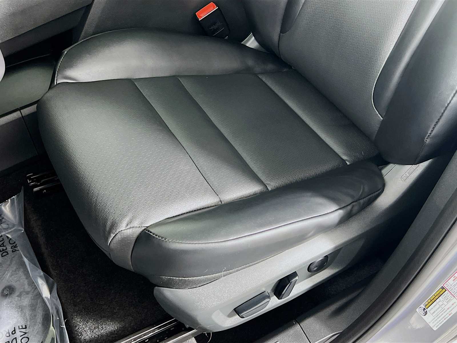 2021 Nissan Rogue SV - Photo 19