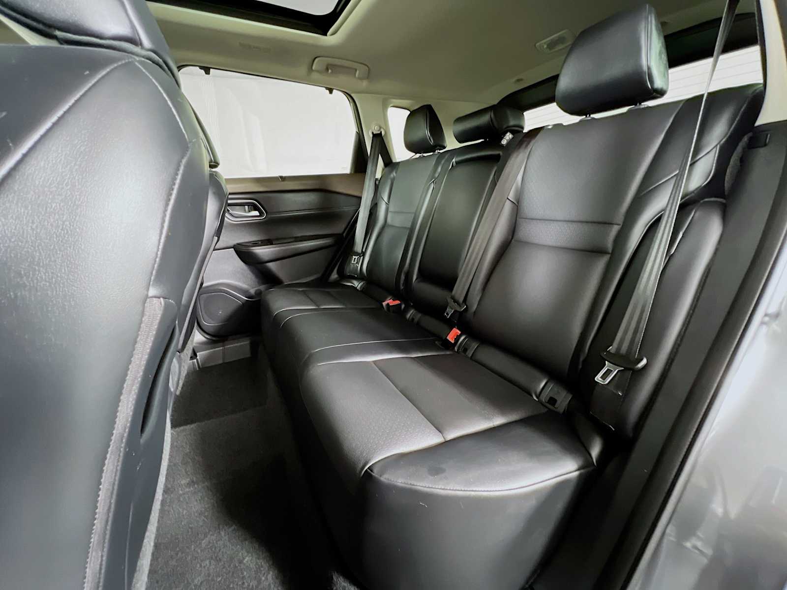 2021 Nissan Rogue SV - Photo 25