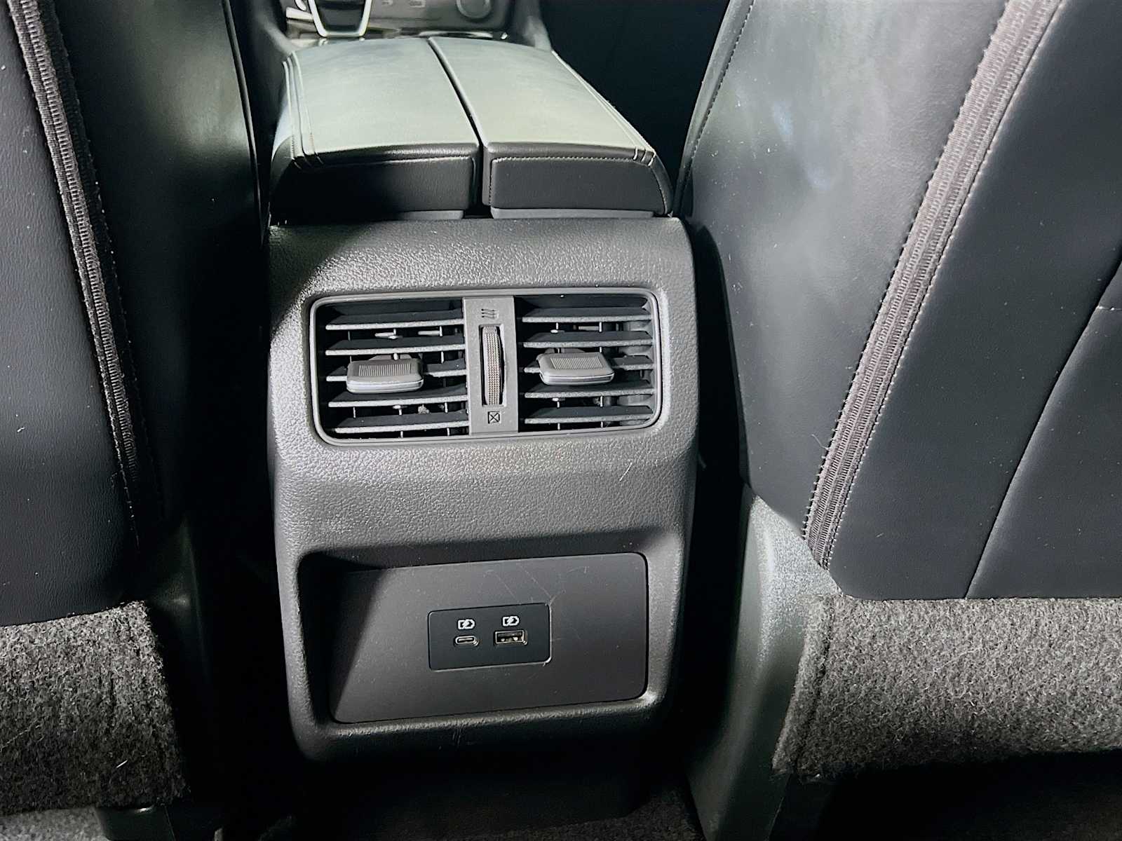 2021 Nissan Rogue SV - Photo 26