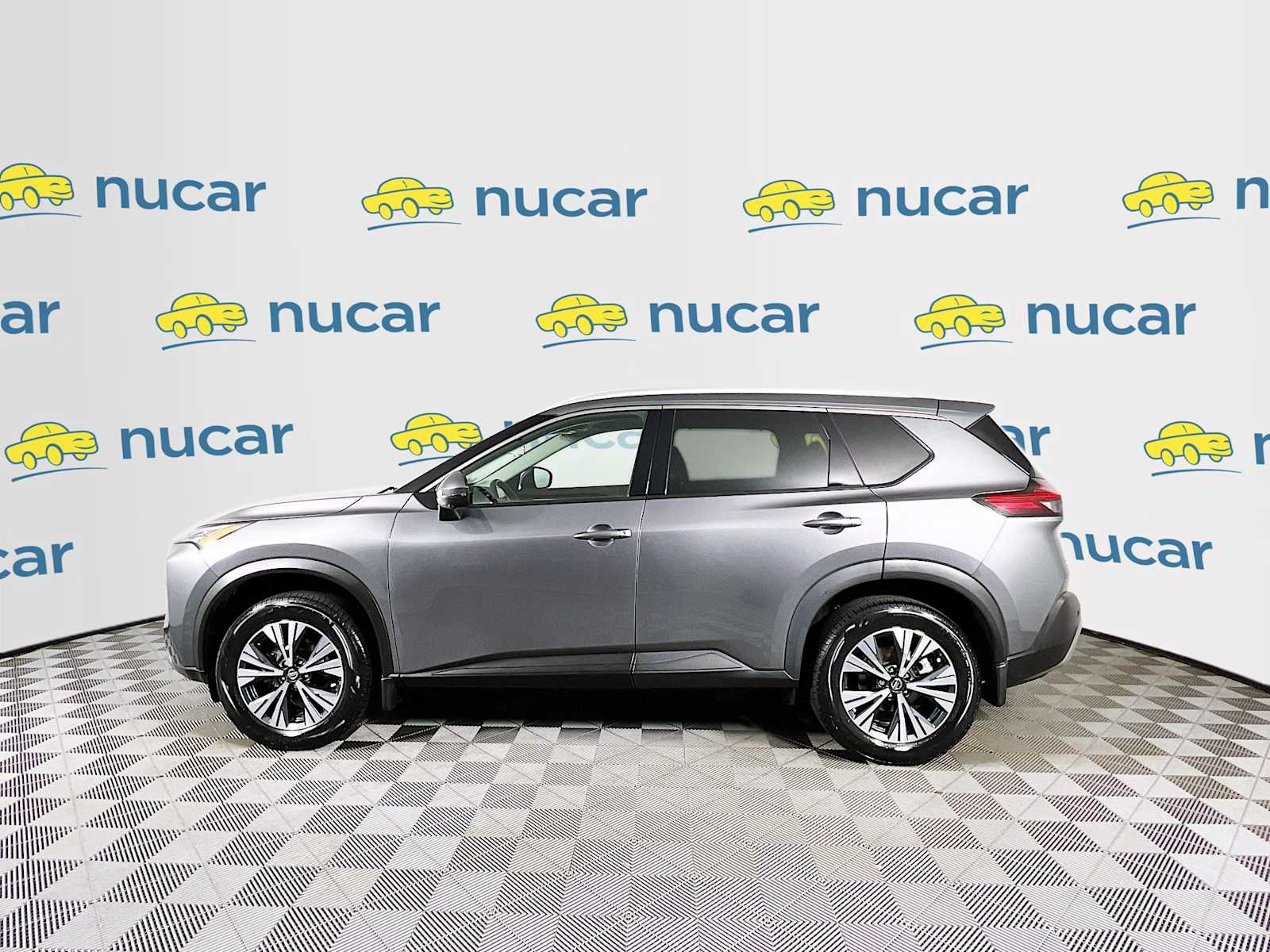2021 Nissan Rogue SV - Photo 4