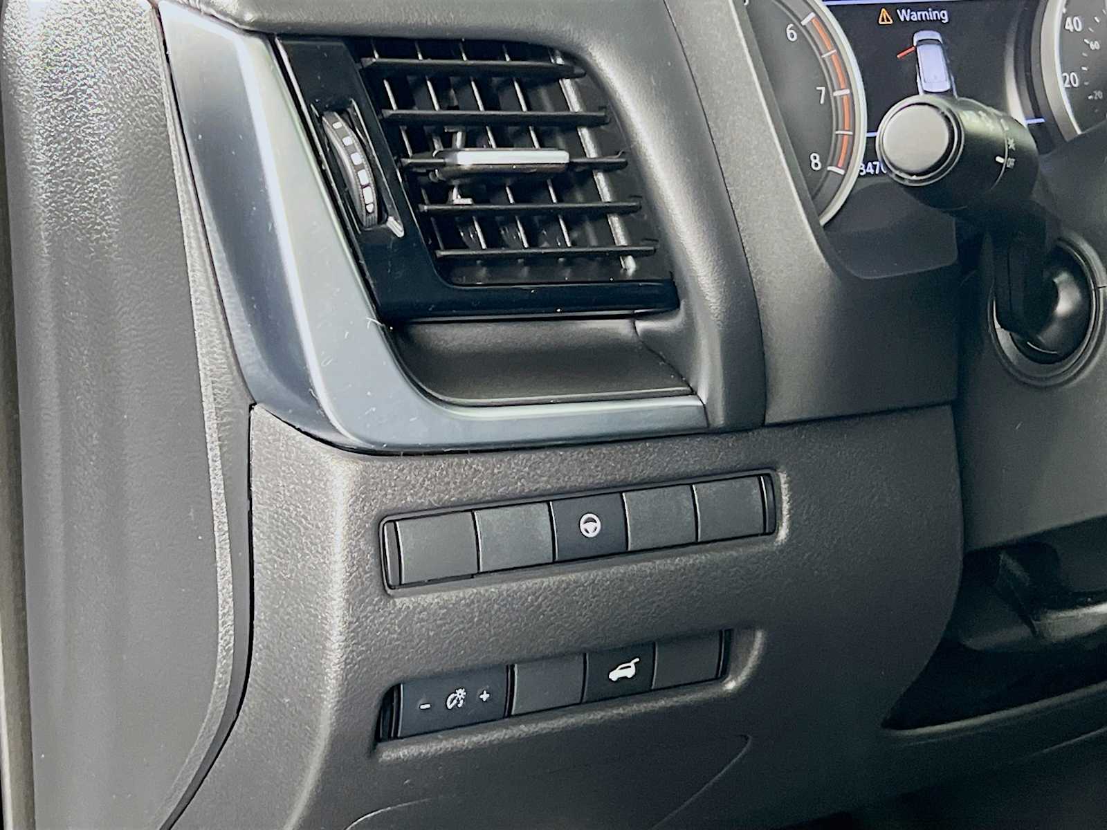 2021 Nissan Rogue SV - Photo 10