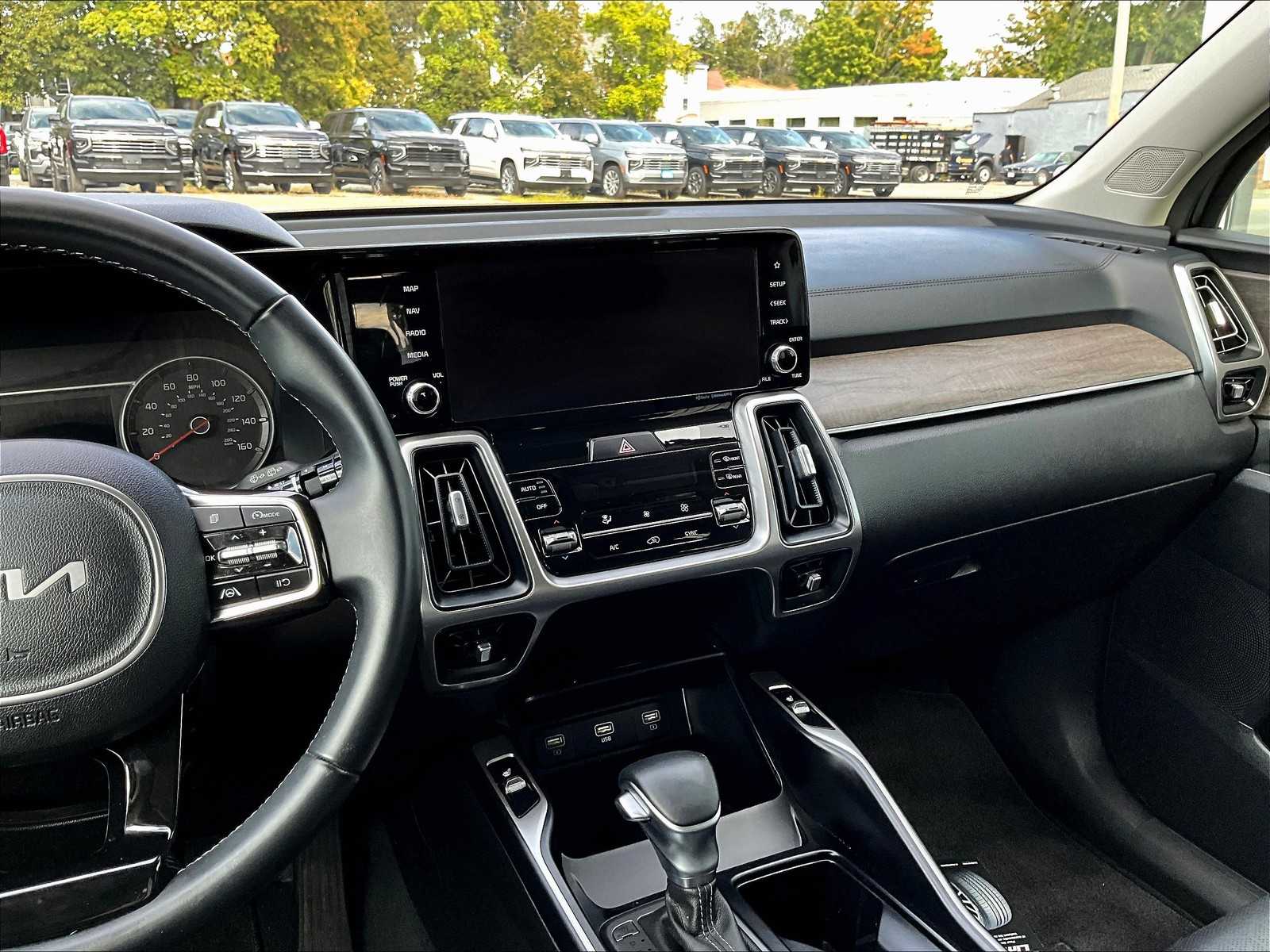 2022 Kia Sorento X-Line S - Photo 19