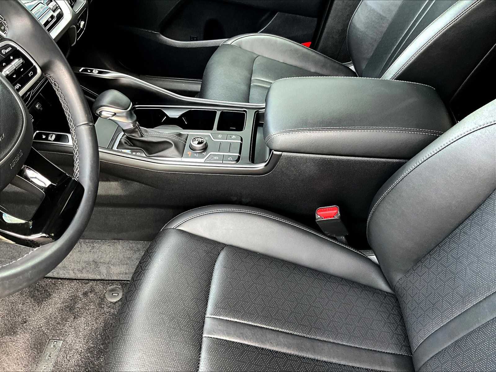 2022 Kia Sorento X-Line S - Photo 21