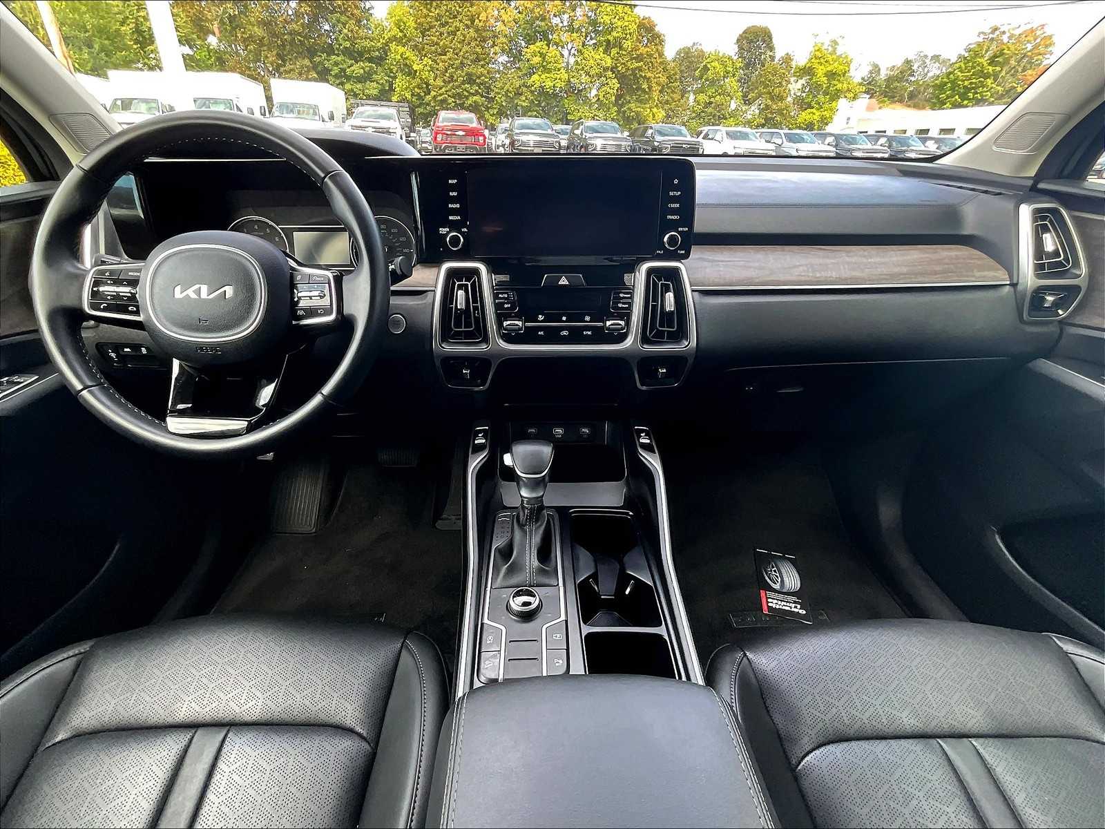 2022 Kia Sorento X-Line S - Photo 22