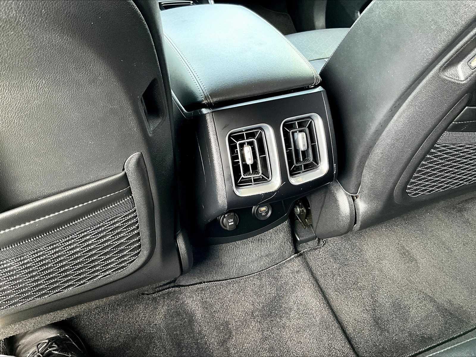 2022 Kia Sorento X-Line S - Photo 28