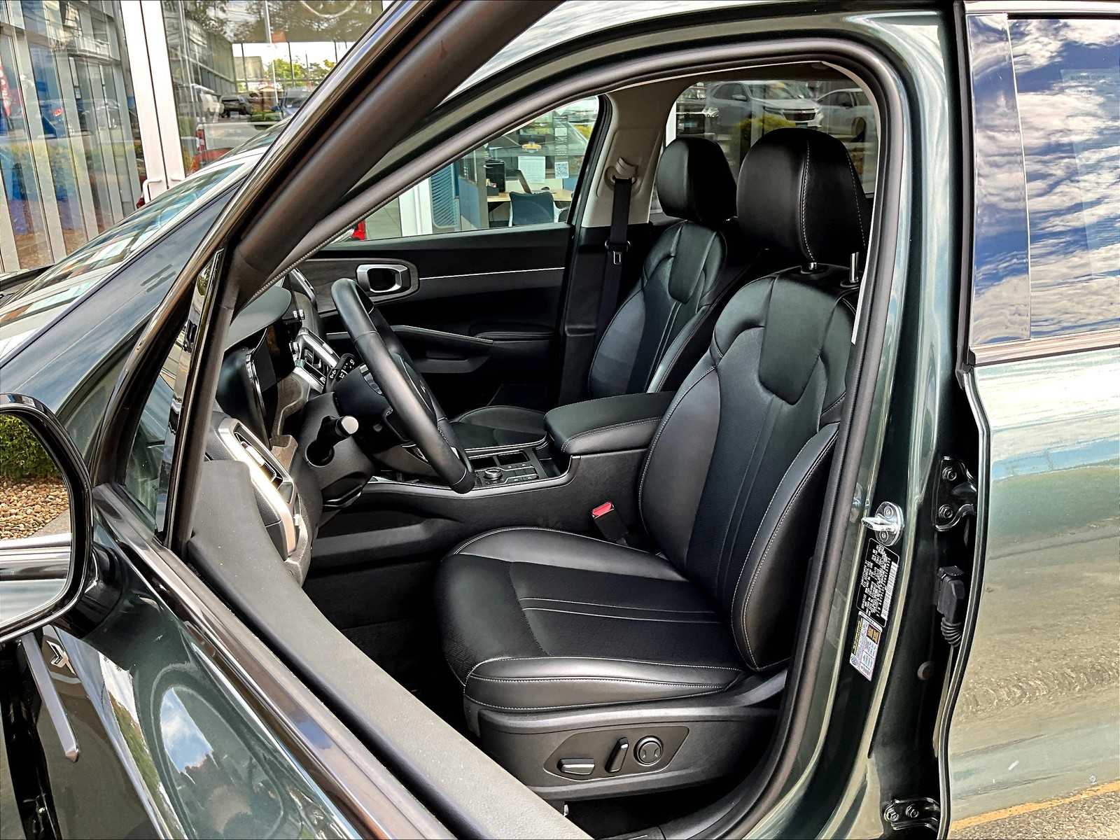 2022 Kia Sorento X-Line S - Photo 10