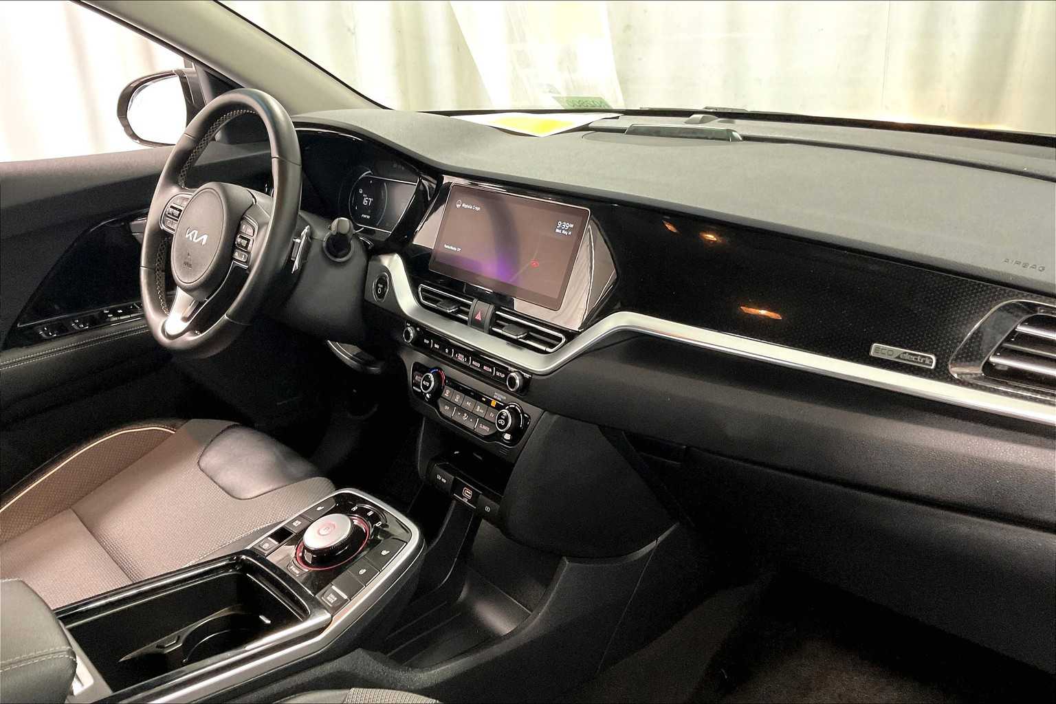 2022 Kia Niro EV EX - Photo 14
