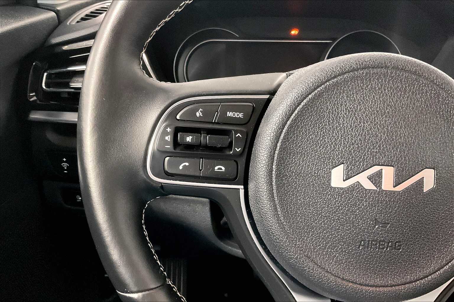 2022 Kia Niro EV EX - Photo 22