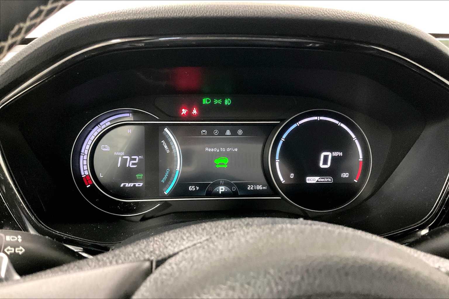 2022 Kia Niro EV EX - Photo 24