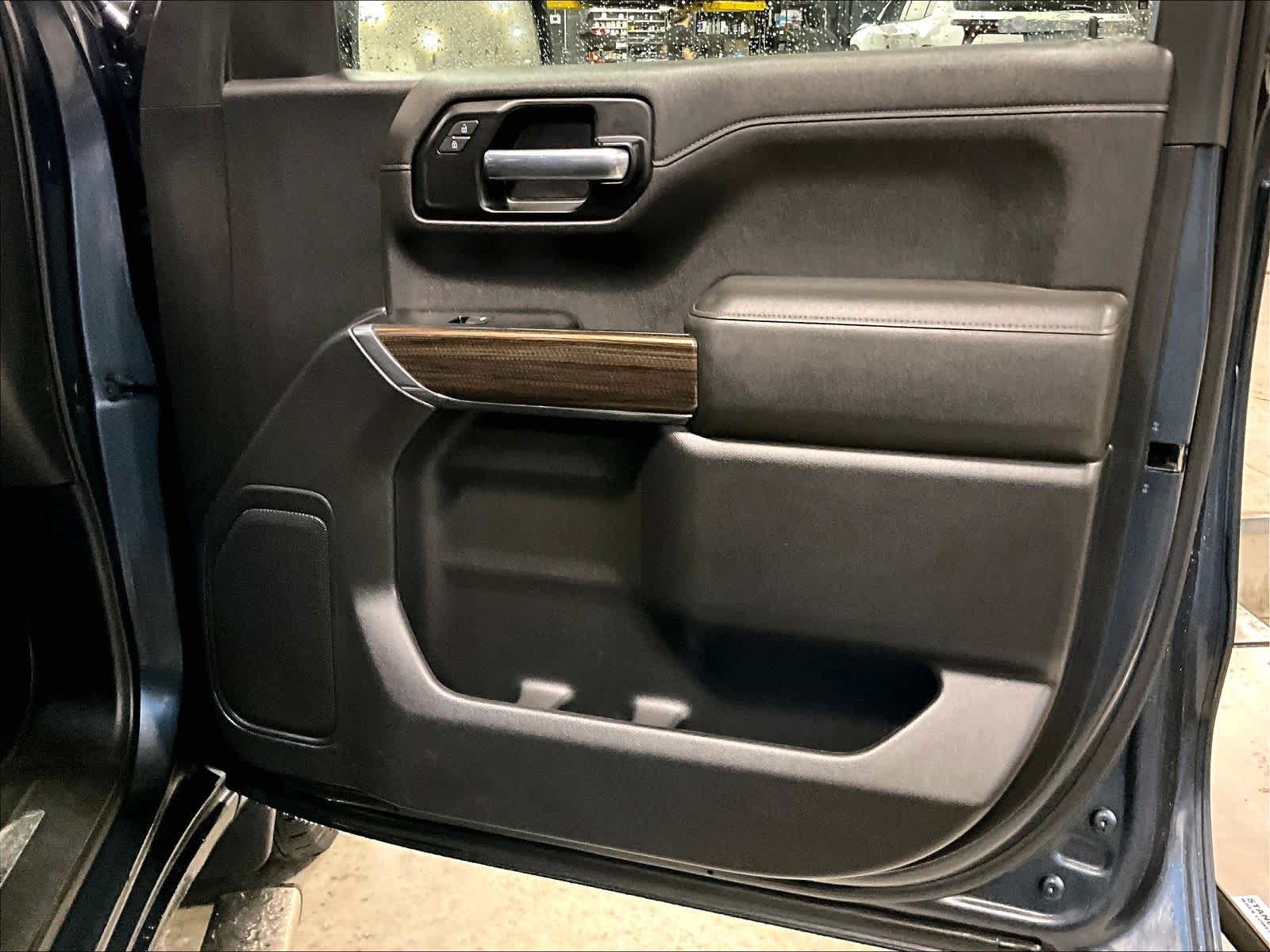 2019 Chevrolet Silverado 1500 LT - Photo 12