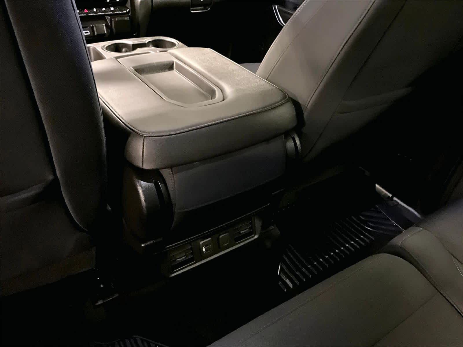 2019 Chevrolet Silverado 1500 LT - Photo 28