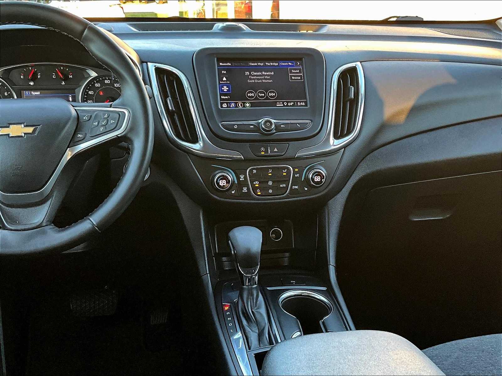 2023 Chevrolet Equinox LT - Photo 17