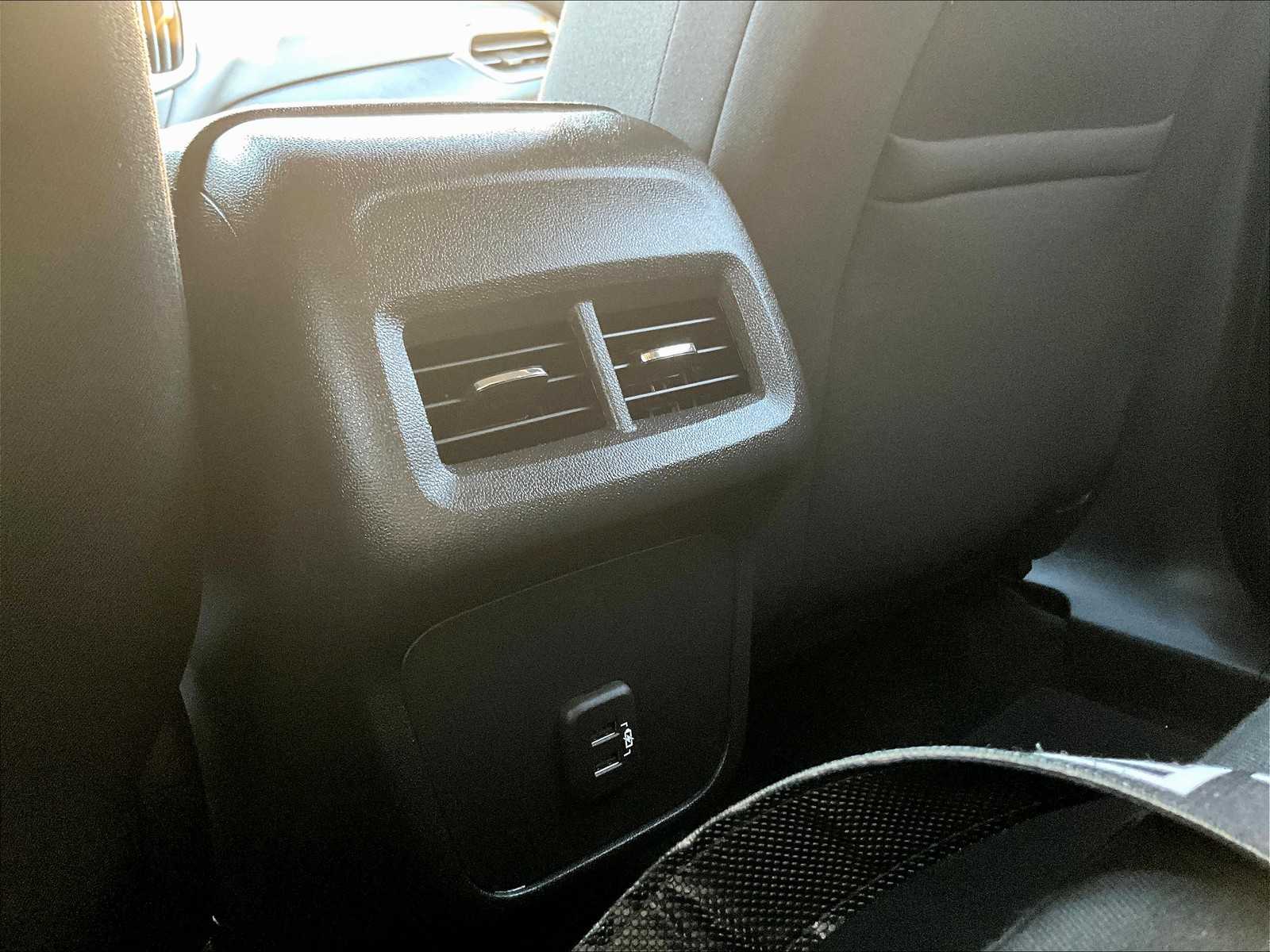 2023 Chevrolet Equinox LT - Photo 25