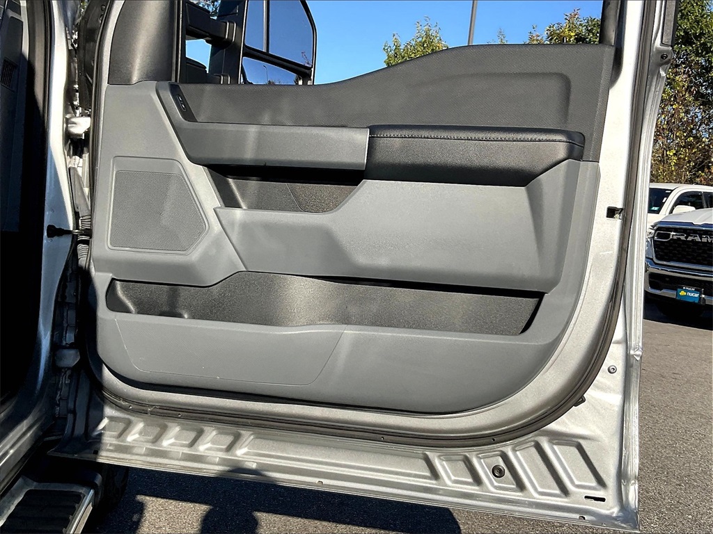 2022 Ford F-150 XLT - Photo 11