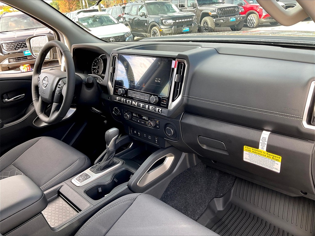 2026 Nissan Frontier SV - Photo 10