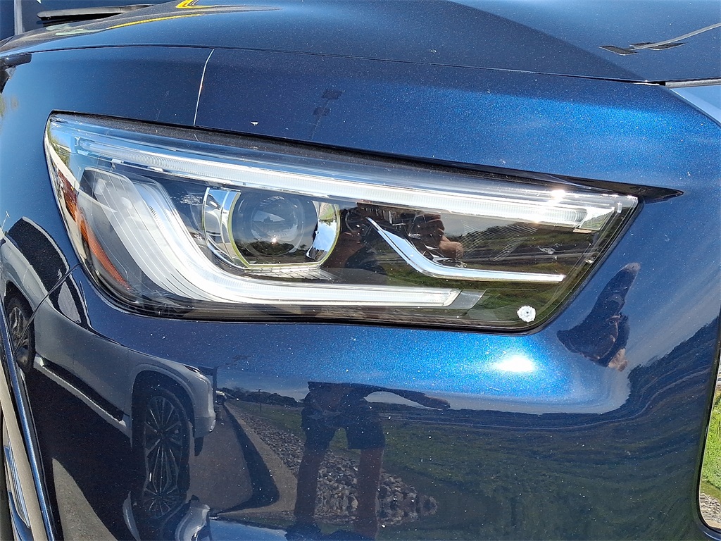 2021 INFINITI QX80 LUXE - Photo 7