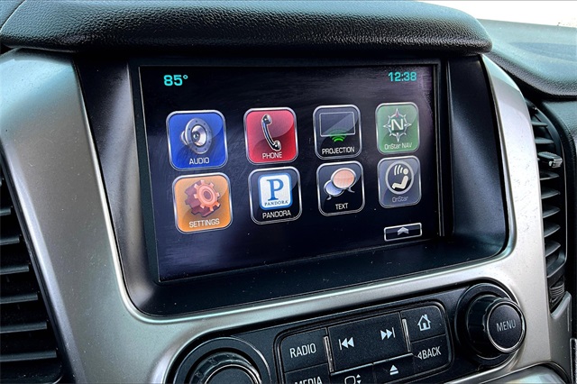 2016 Chevrolet Suburban LS - Photo 19