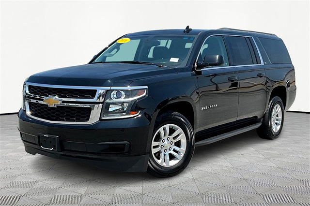 2016 Chevrolet Suburban LS - Photo 3