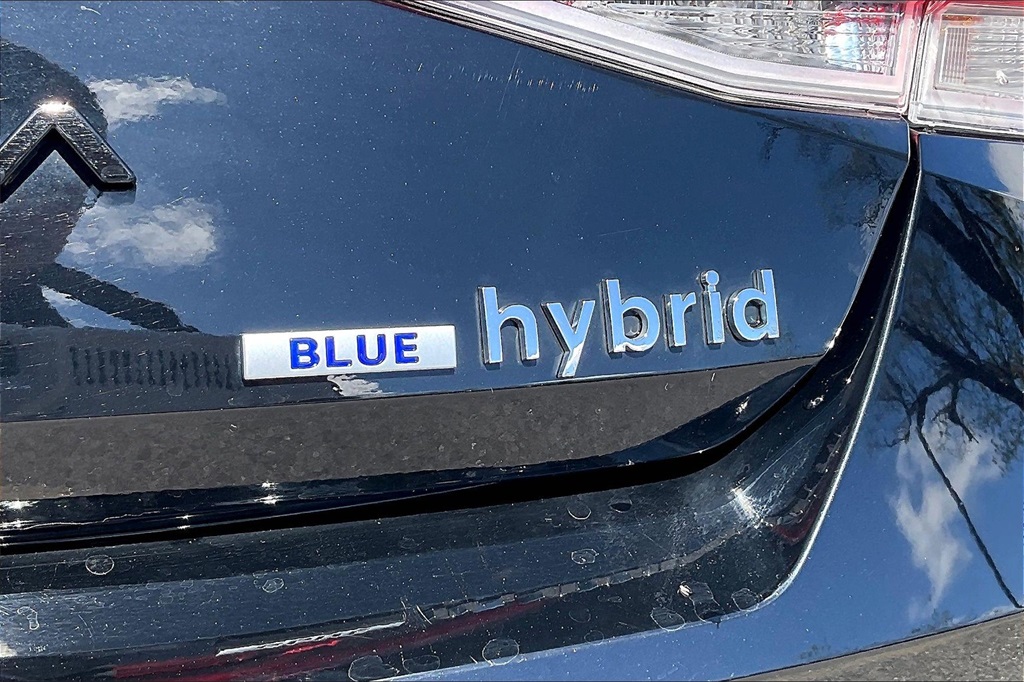 2023 Hyundai Elantra Hybrid Blue - Photo 26