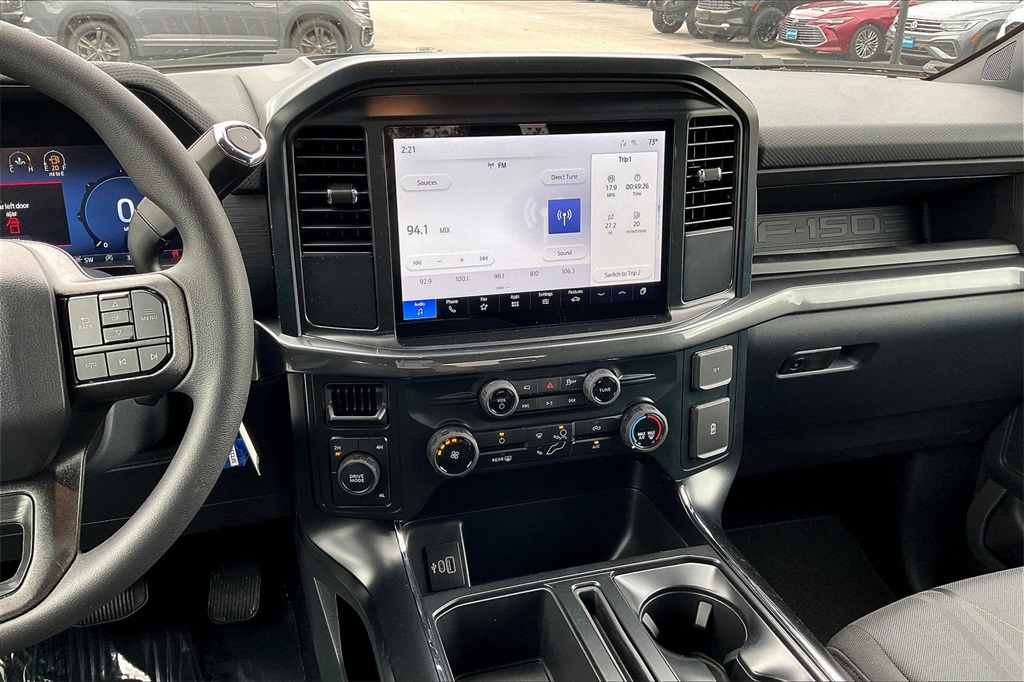 2025 Ford F-150 STX - Photo 13