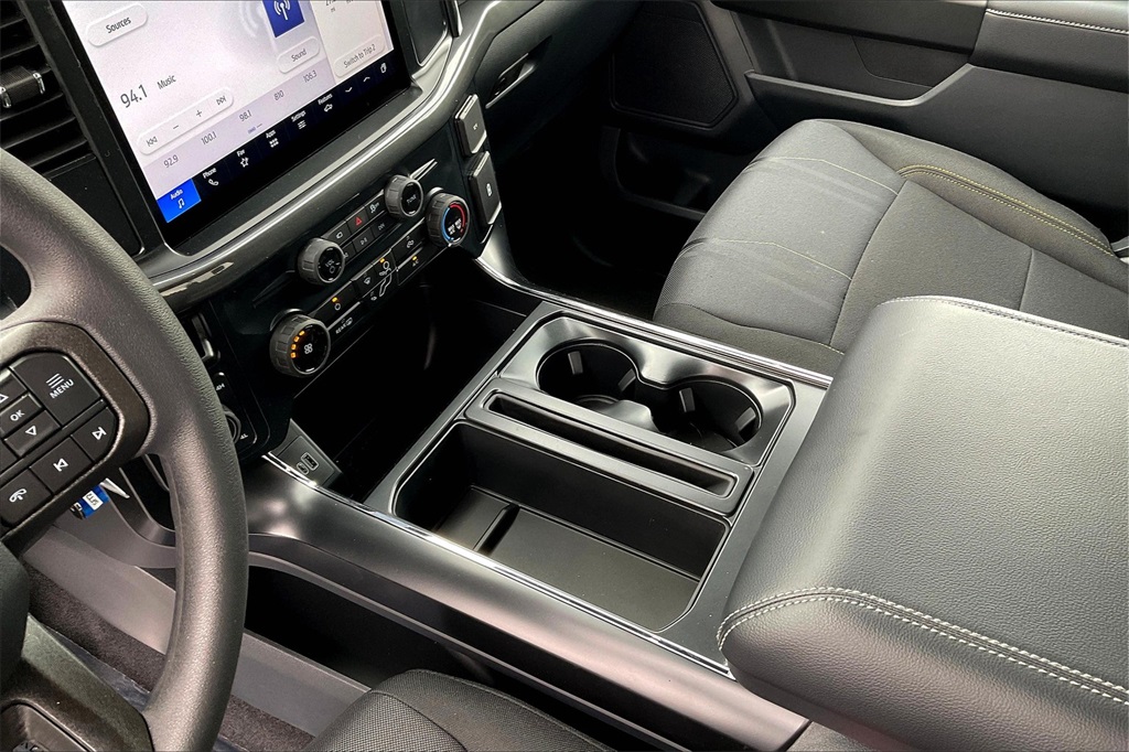 2025 Ford F-150 STX - Photo 14
