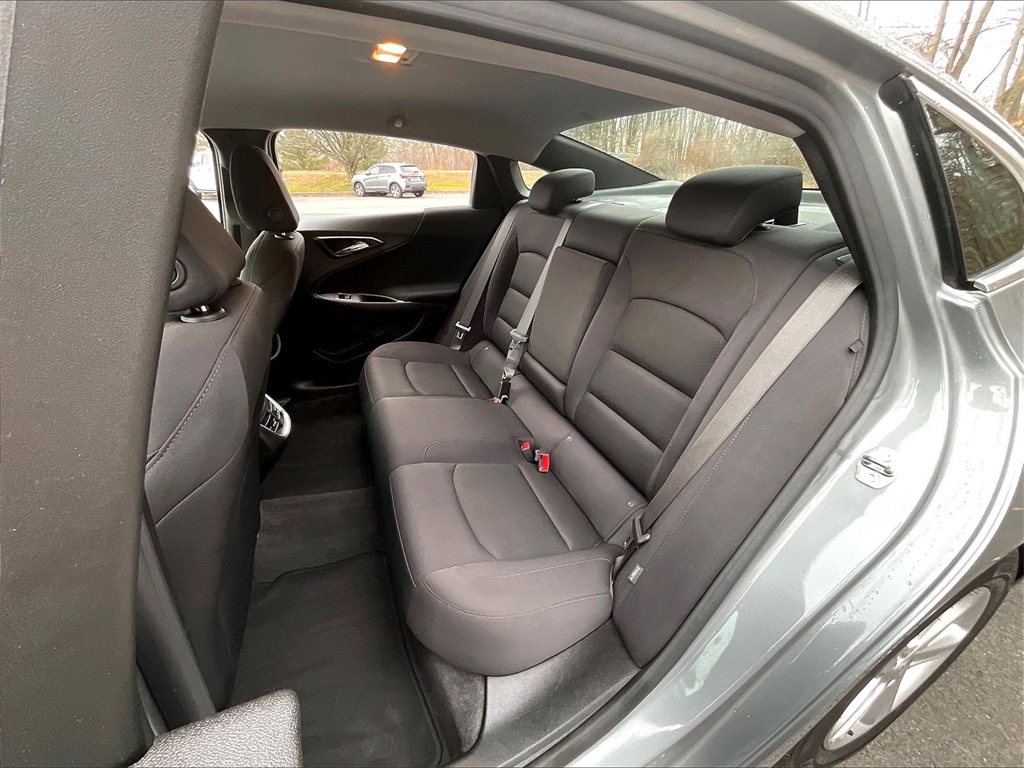 2023 Chevrolet Malibu LT - Photo 24