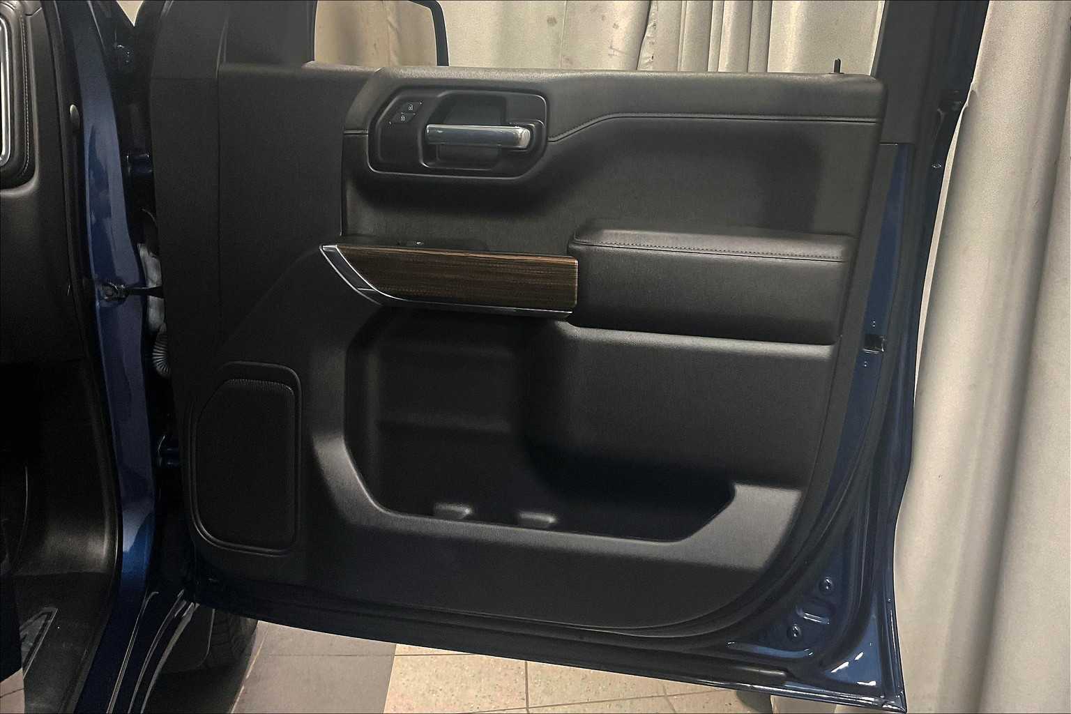 2022 Chevrolet Silverado 1500 LTD LT - Photo 12
