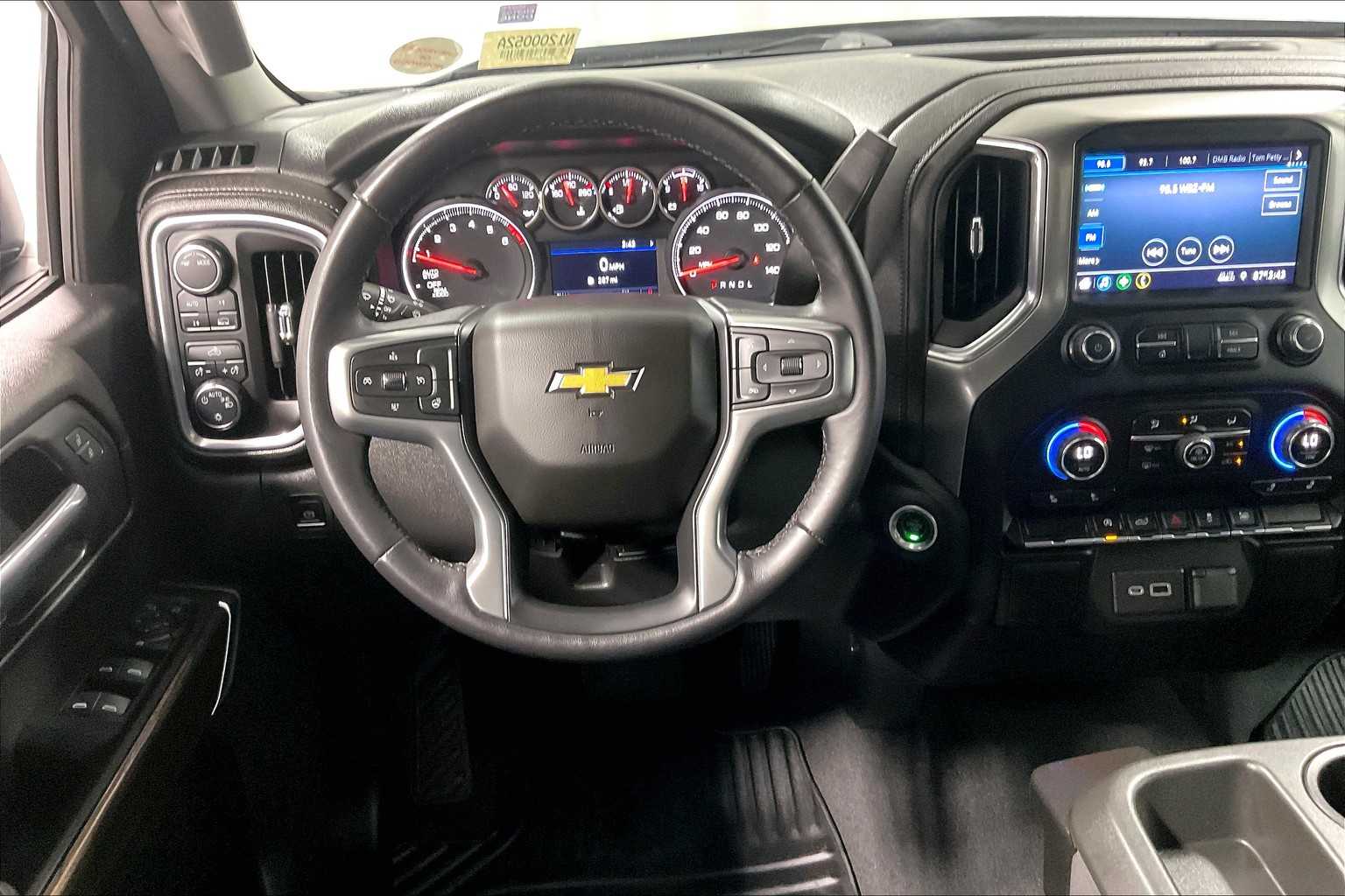 2022 Chevrolet Silverado 1500 LTD LT - Photo 17