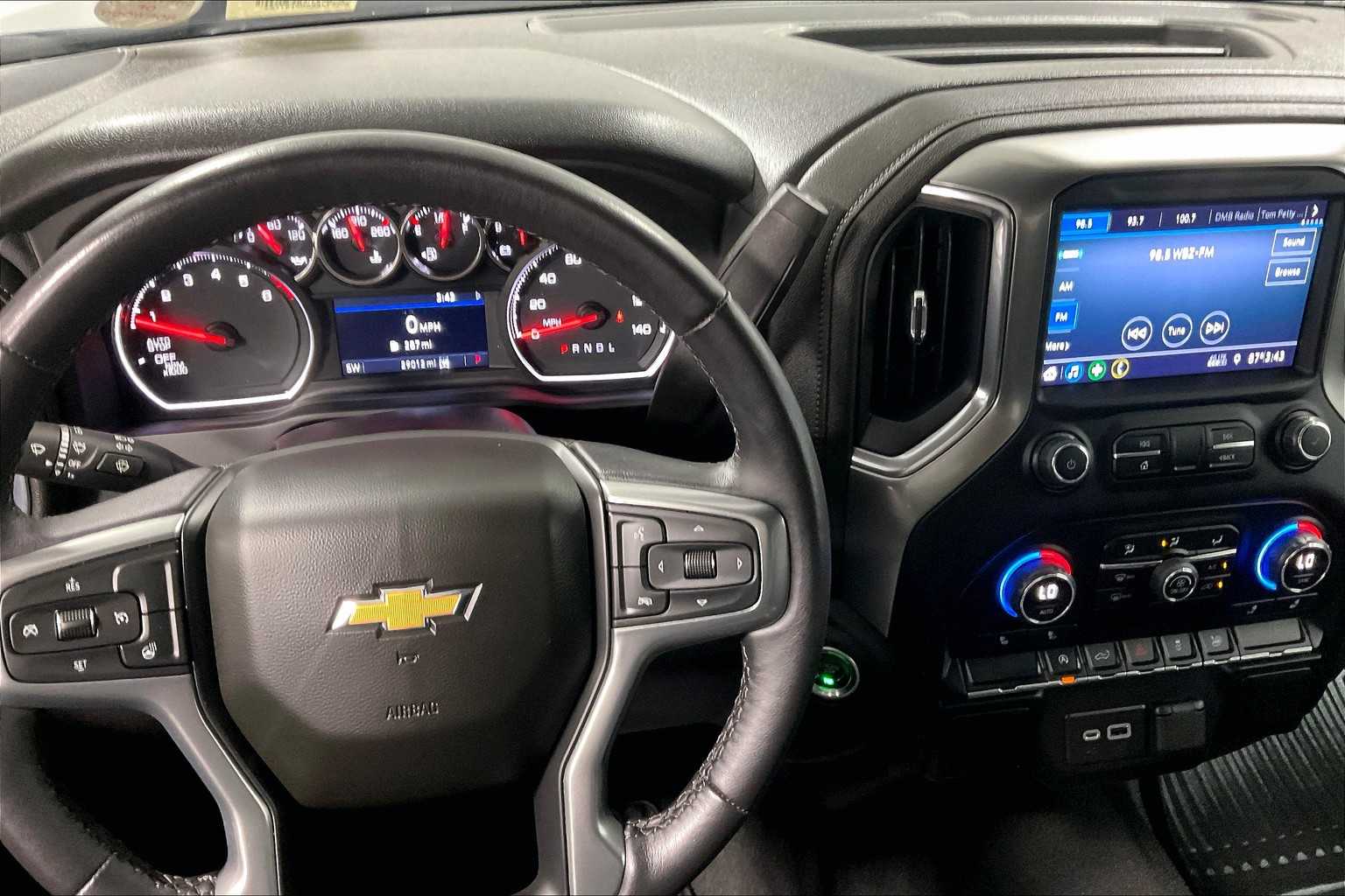 2022 Chevrolet Silverado 1500 LTD LT - Photo 18