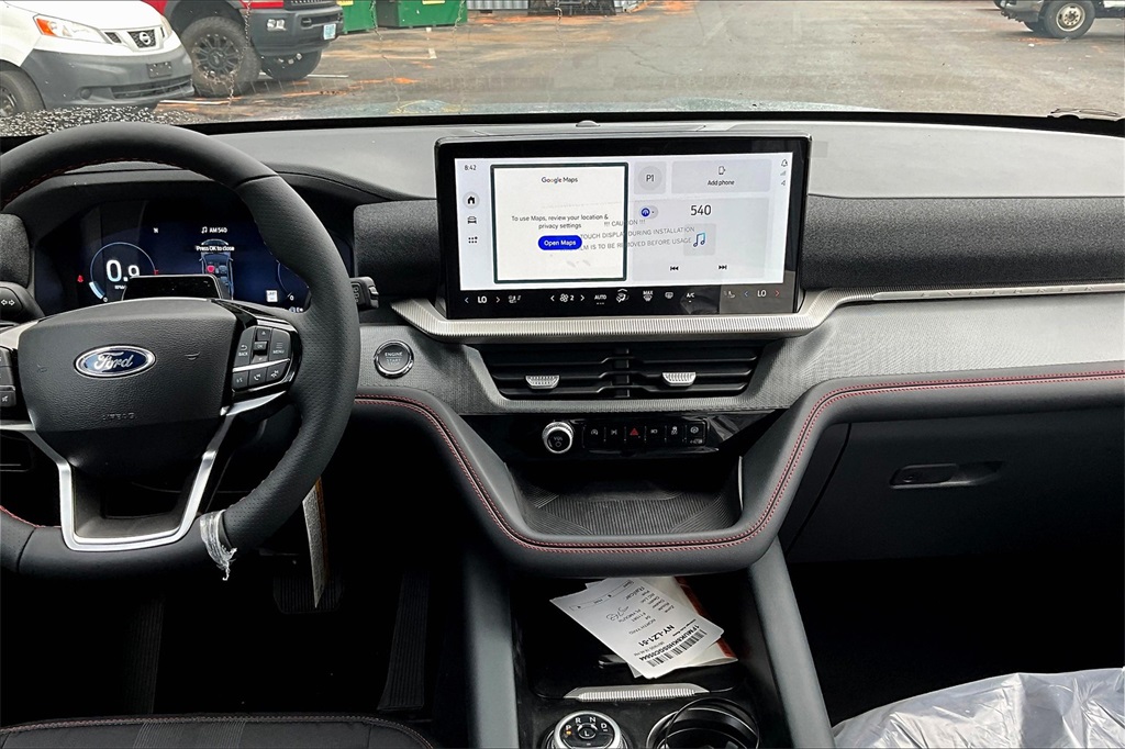 2025 Ford Explorer ST-Line - Photo 8