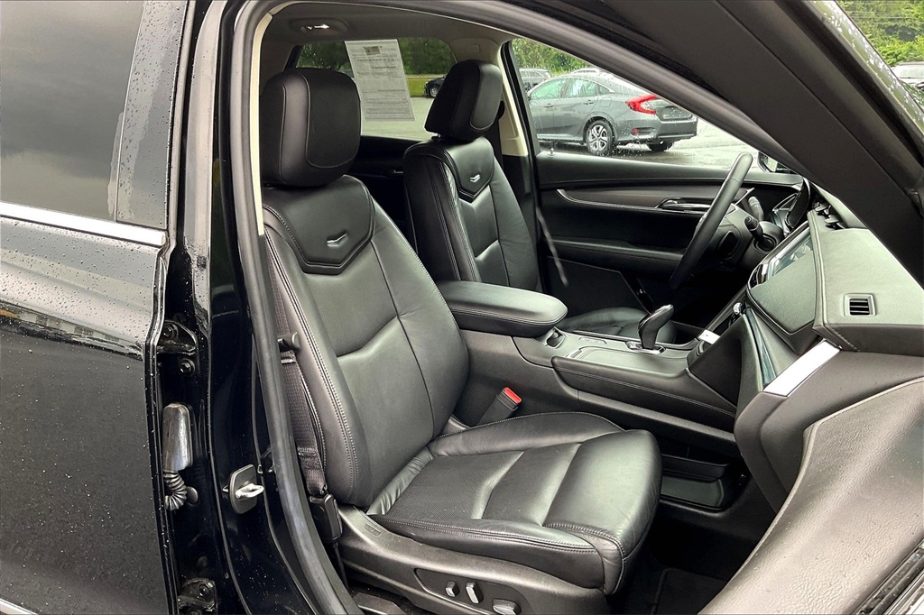 2017 Cadillac XT5 Luxury - Photo 11