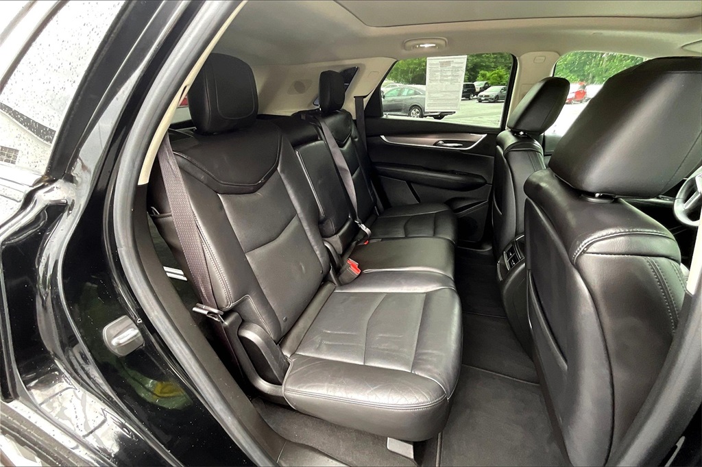 2017 Cadillac XT5 Luxury - Photo 18