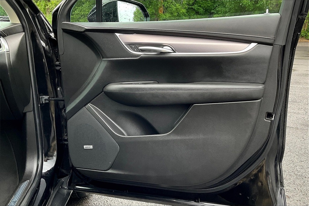 2017 Cadillac XT5 Luxury - Photo 25