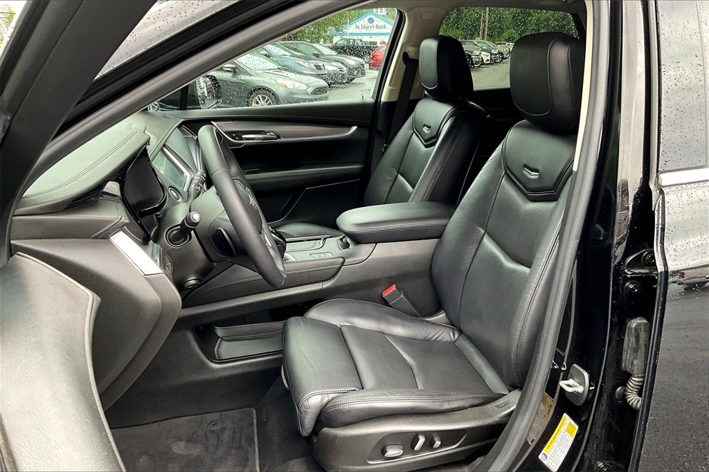 2017 Cadillac XT5 Luxury - Photo 10