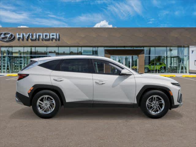 2025 Hyundai Tucson SE - Photo 7